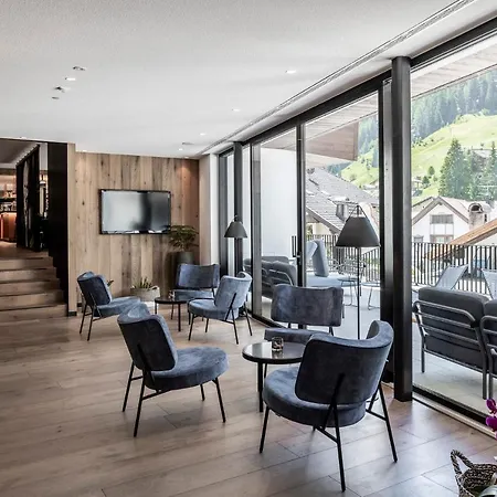 Hotel Linder Cycling Selva di Val Gardena