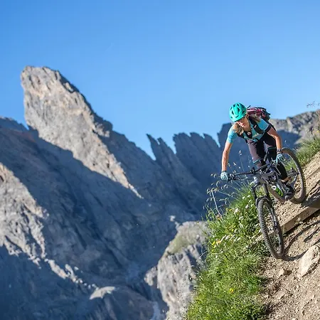 Hotel Linder Cycling